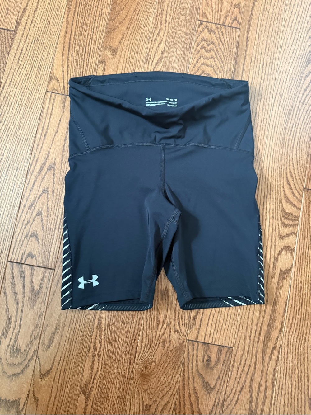 Under Armour Women’s Black High-Rise Compression Shorts, Medium